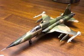 Сборная модель самолета Northrop F-5E 1:72