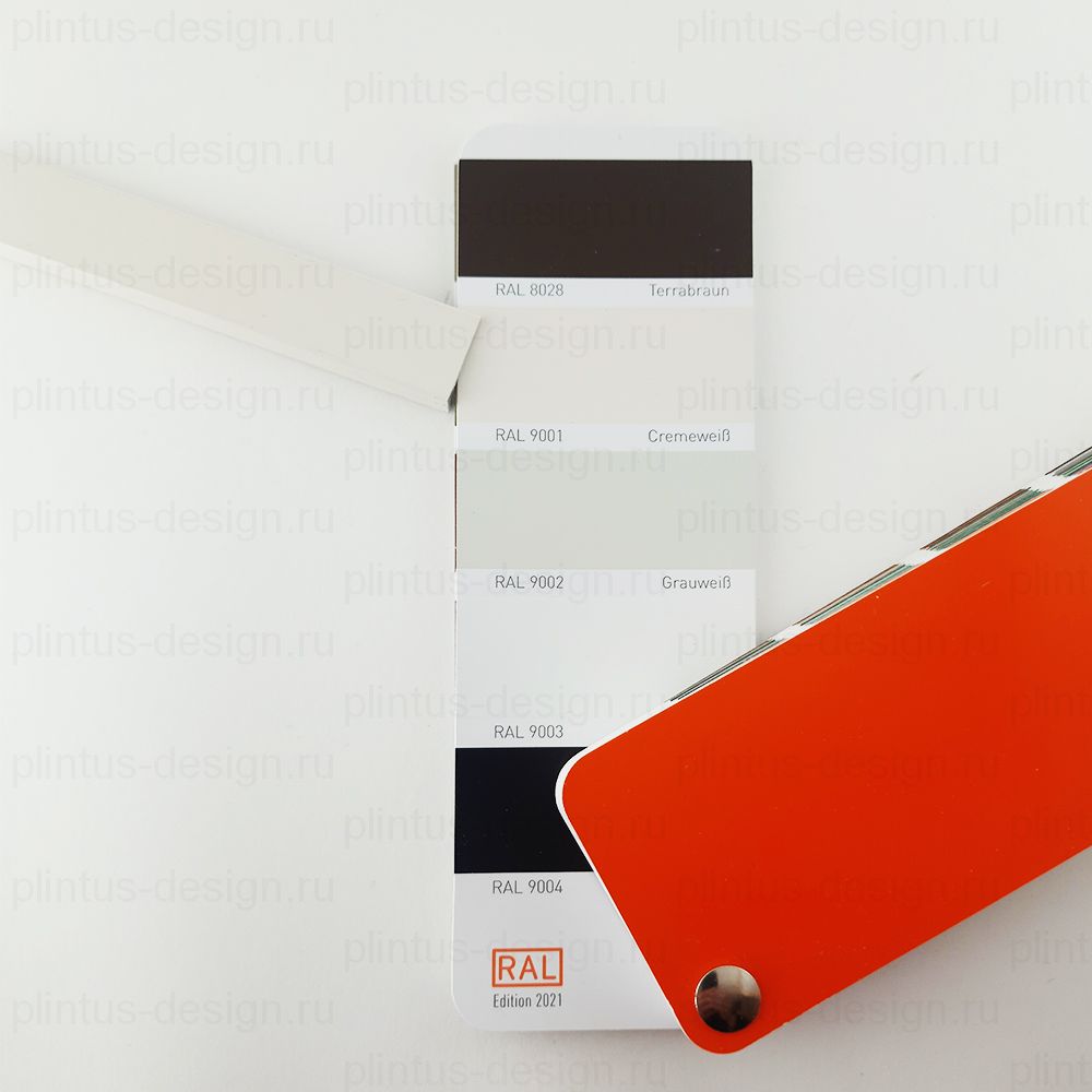 Микроплинтус ФЕСО 11 мм Кремово-белый RAL 9001