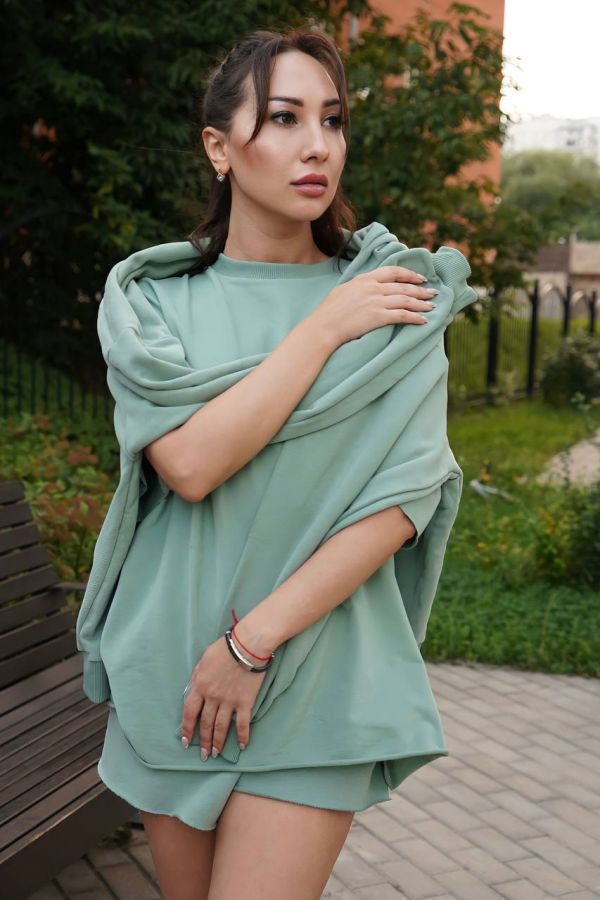 Футболка оверсайз полынь