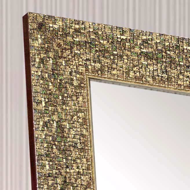 Зеркало в раме настенное в ванную прихожую коридор для дома офиса Shining stone 54х54 золото
