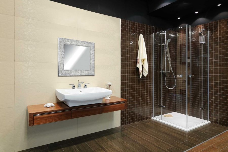 Зеркало в раме на стену для макияжа настенное в ванную прихожую коридор Textured silver 47х47 см серебро