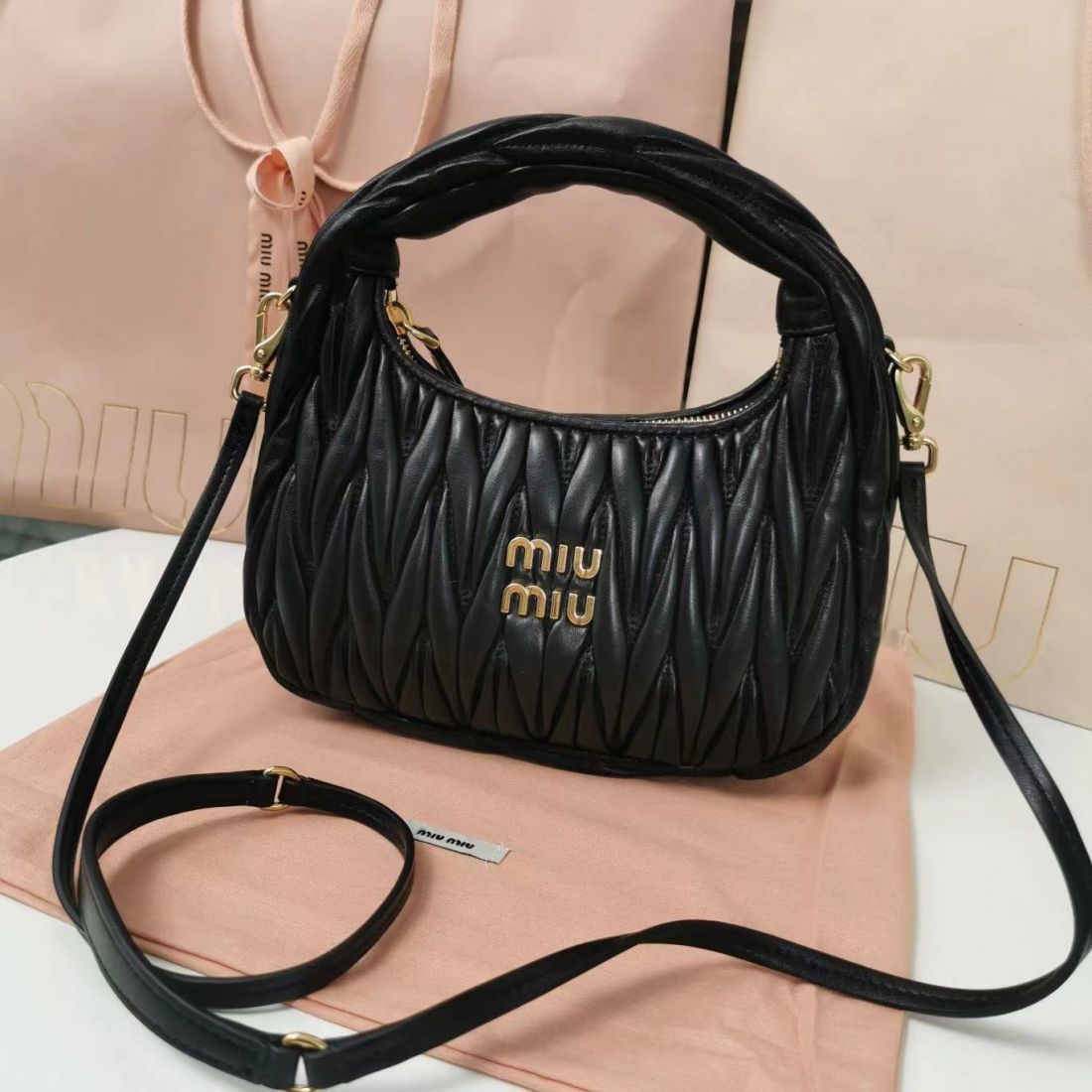 MIU MIU HOBO 23x13x7 cm