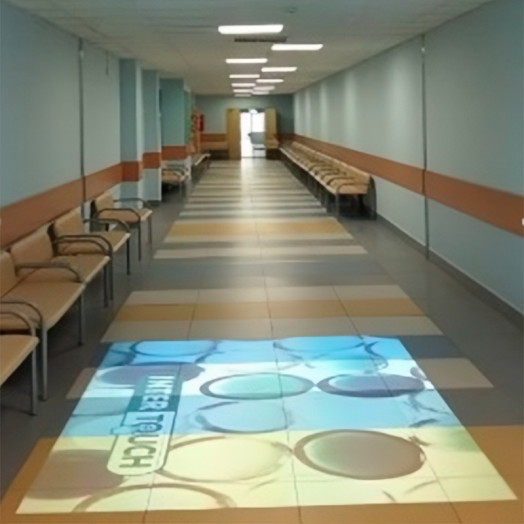 Интерактивный пол версии Master Game с бестеневой проекцией (Полный комплект с двумя проекторами).