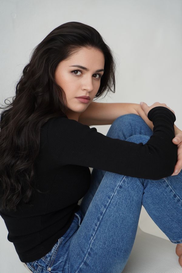 Кофта на одно плечо черная
