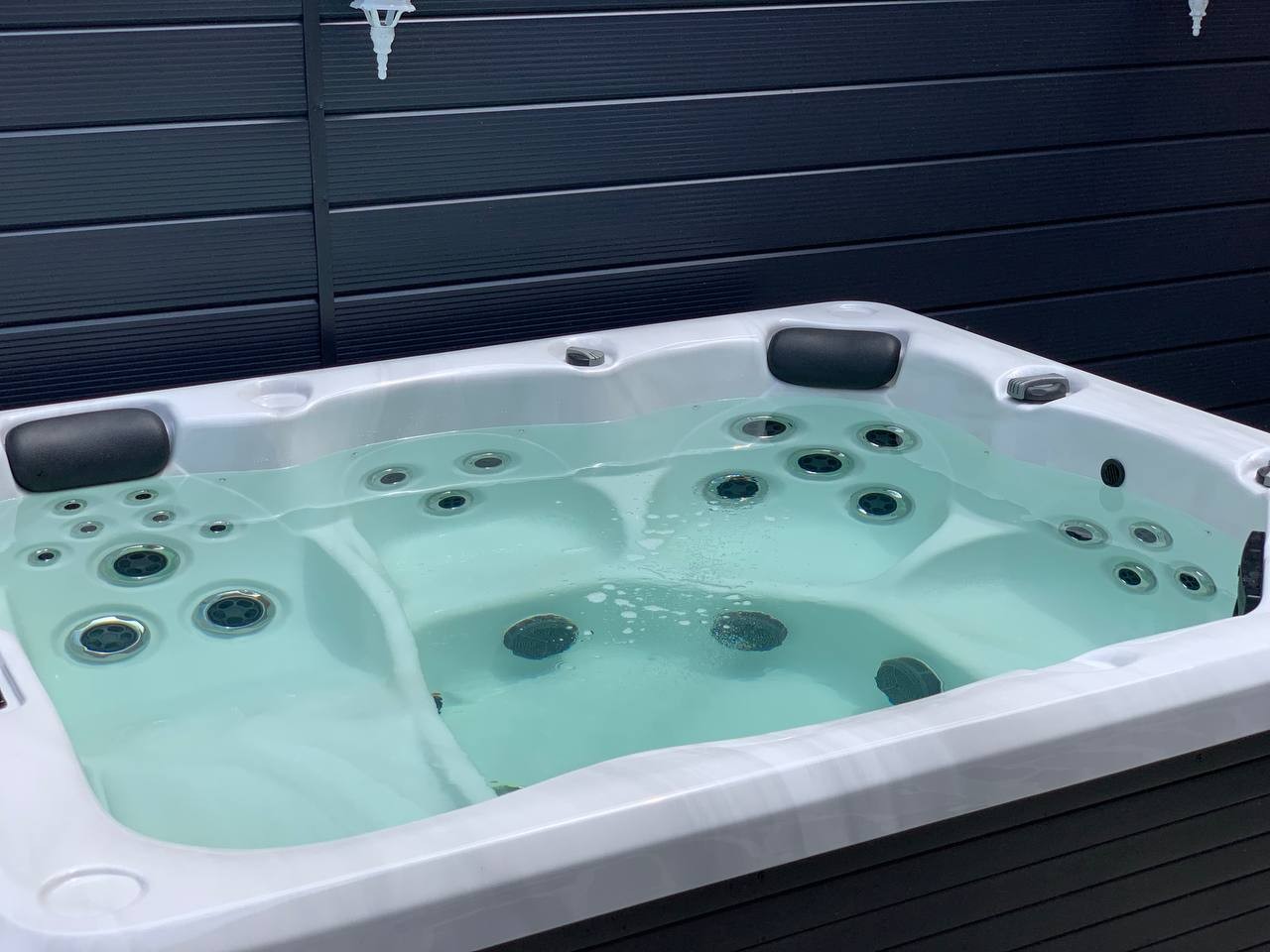 Прямоугольный гидромассажный СПА бассейн BestSpas Crystal 210х185 схема 11