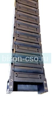 Кабель-канал гибкий 55х150 R200 TMX5550.150.200 закрытый (коннекторы в комплекте)