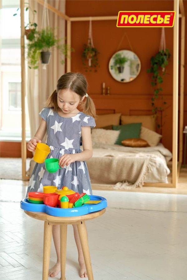 Набор детской посуды "Янина" с подносом на 6 персон