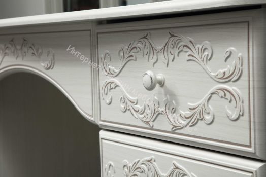 Шкаф 3 - х дверный с зеркалом Каролина (1500) (Патина), Вудлайн кремовый/Сандал белый