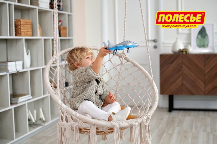 Самолёт-истребитель "Шторм" (в коробке)