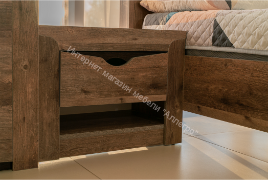 Тумба 33.19 Лючия, Кейптаун/Венге