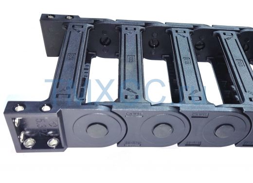 Гибкий кабель канал 25х103 R75 TMX2500.103.75 открытый