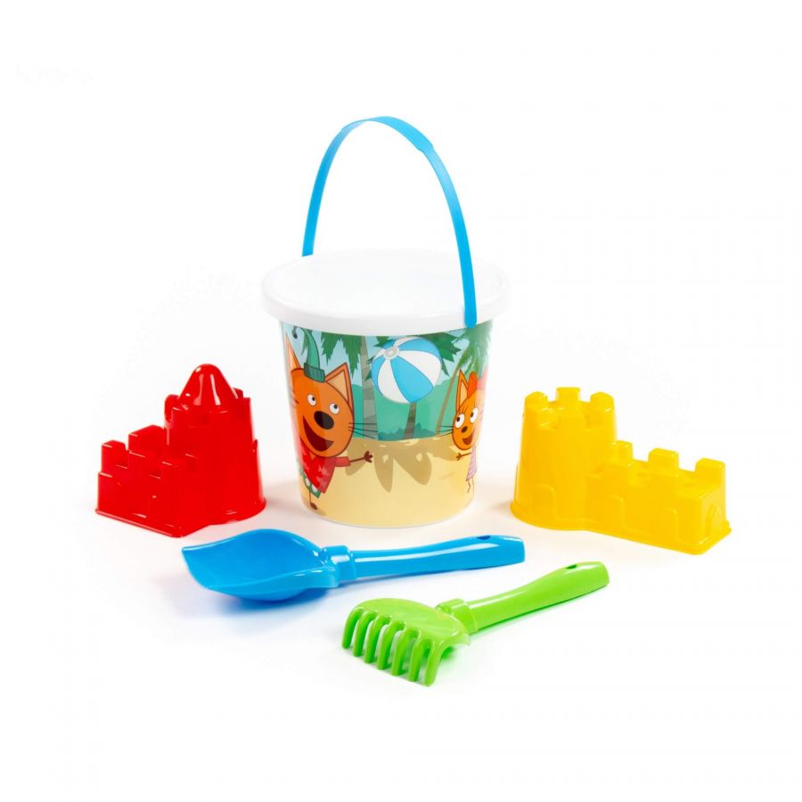 Песочный набор "Три кота и море приключений" №6: Ведро с наклейкой, лопатка №5, грабельки №5, формочки (замок мост + замок квадратный)