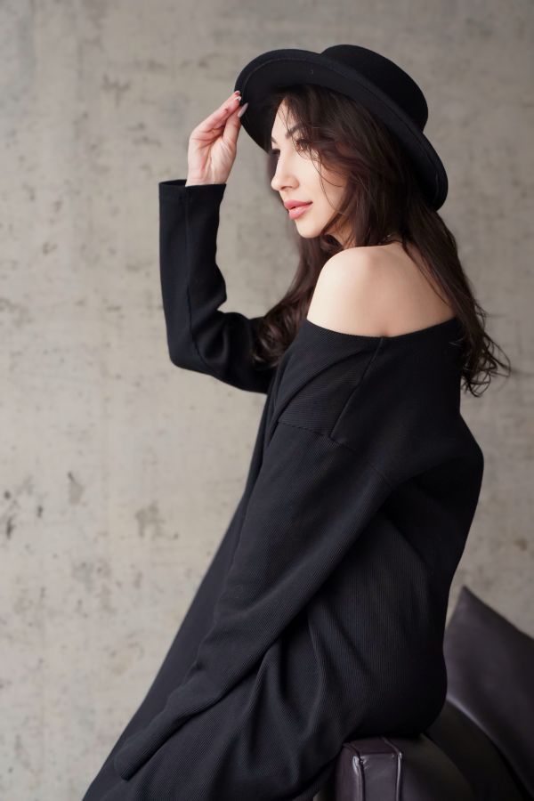 Платье Nebbia бесшовное черное