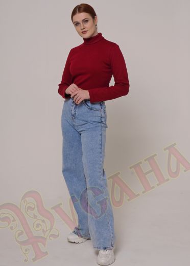 бордовая водолазка