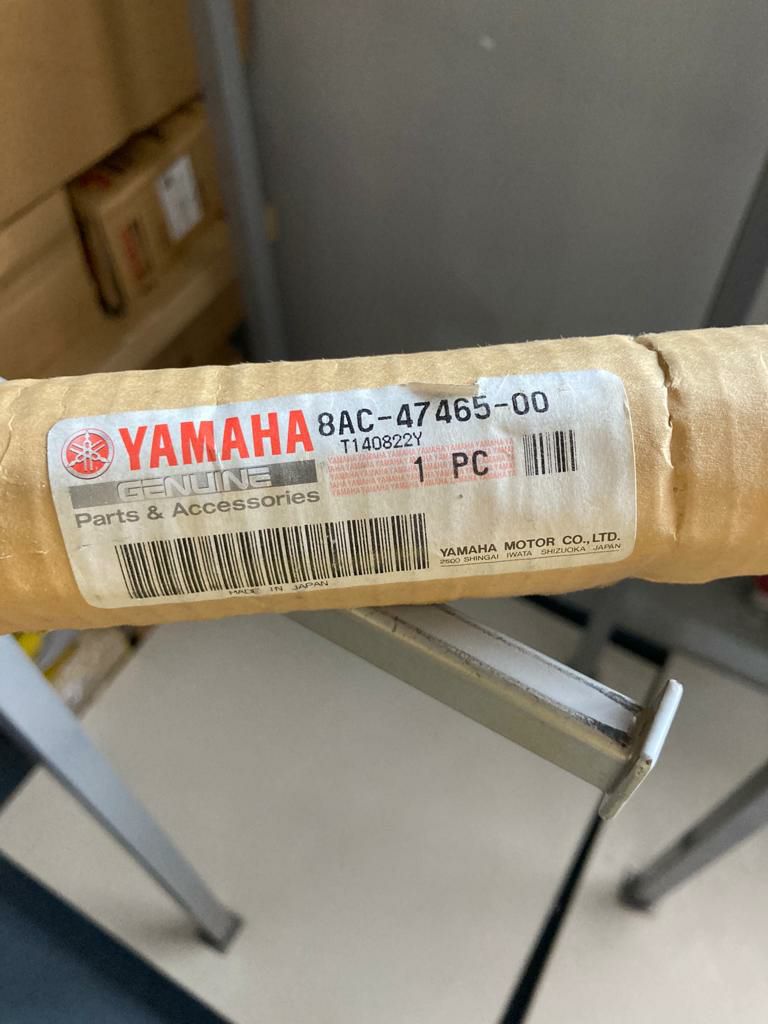 Вал переднего рычага снегохода Yamaha VK540, артикул 8AC-47465-00