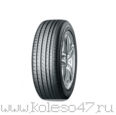 YOKOHAMA BluEarth RV-02 215/60R17 96H