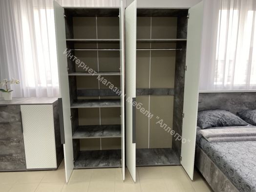 Шкаф 2-ств. с полками "Лео 2" 600