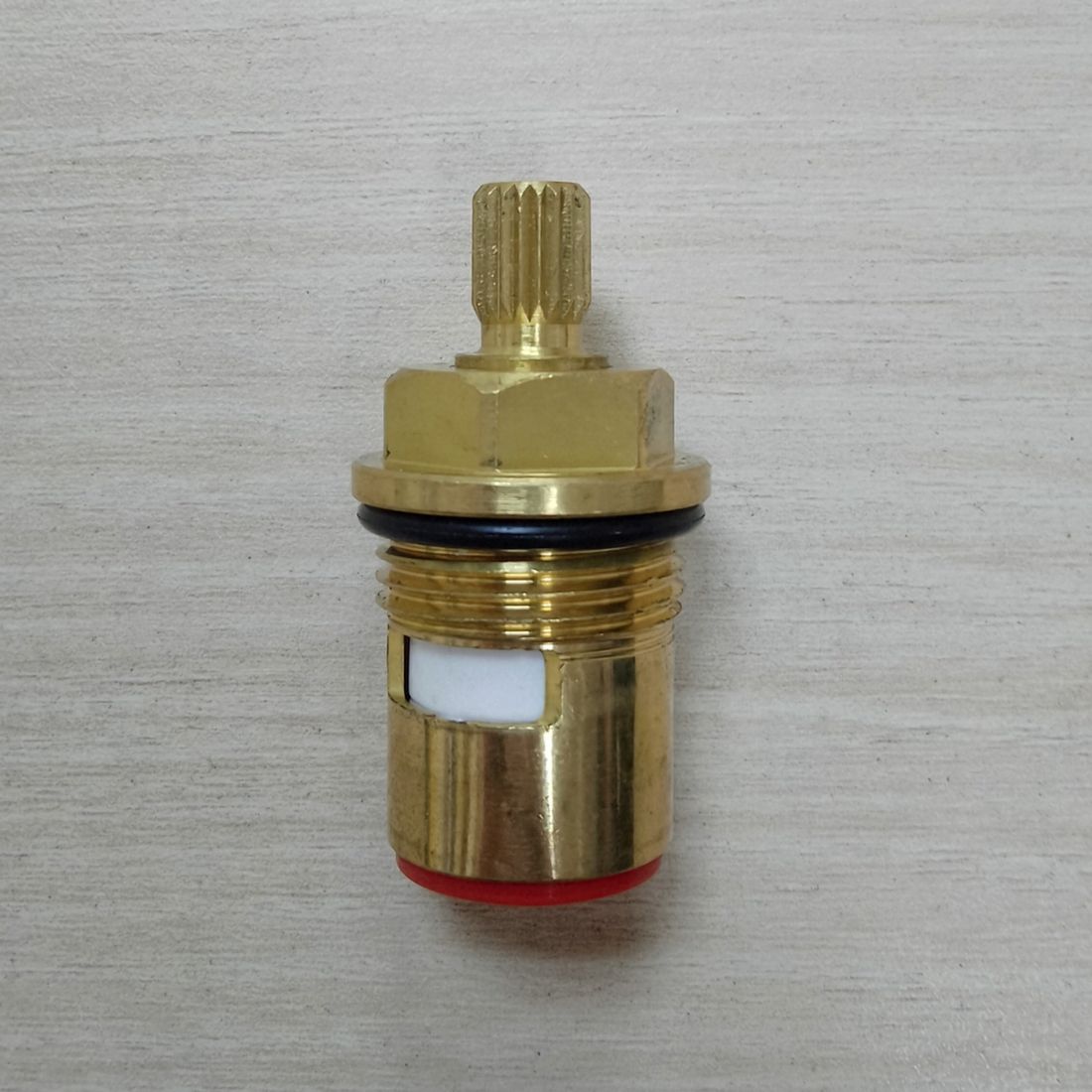 Кран-букса для LM3070C, латунь