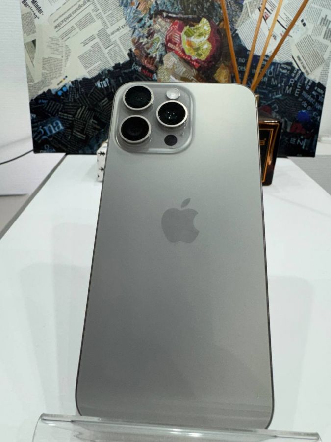 iphone 15 pro max 512gb акб 92% в отличном состоянии