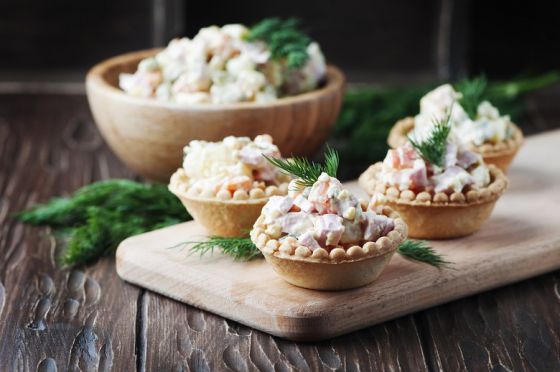 САЛАТ ОЛИВЬЕ ЛЮСЬЕН В ТАРТАЛЕТКЕ