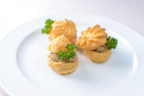 ПРОФИТРОЛИ С КУРИНОЙ ПЕЧЕНЬЮ