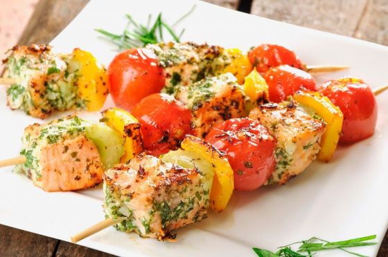 ШАШЛЫЧОК ИЗ ЛОСОСЯ С ОВОЩАМИ ГРИЛЬ