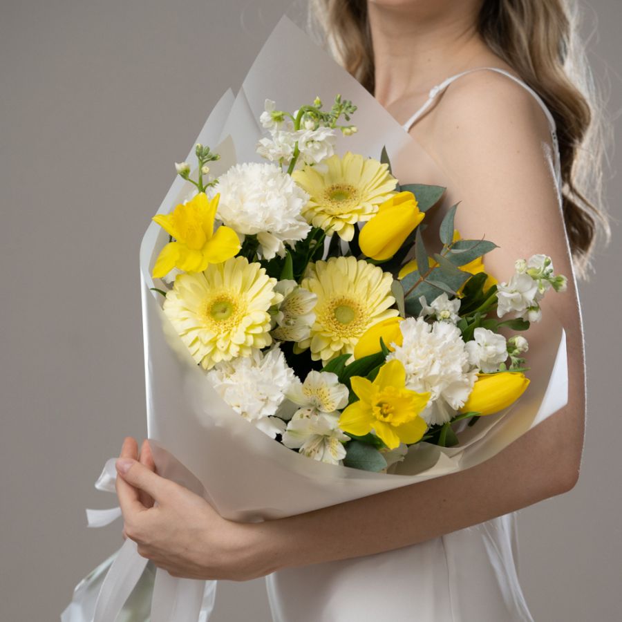 Букет в бело-желтых оттенках