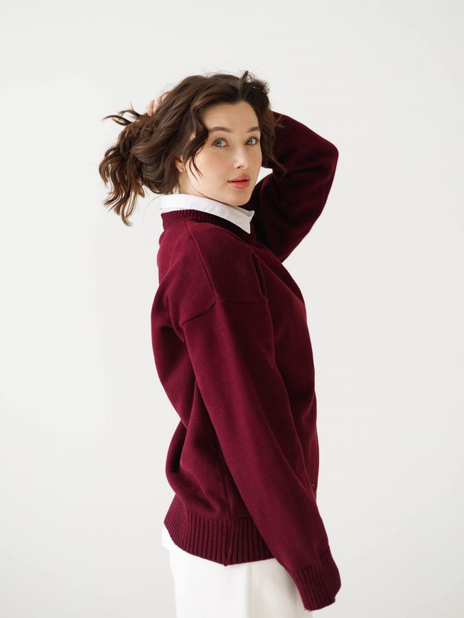 Свитер винный