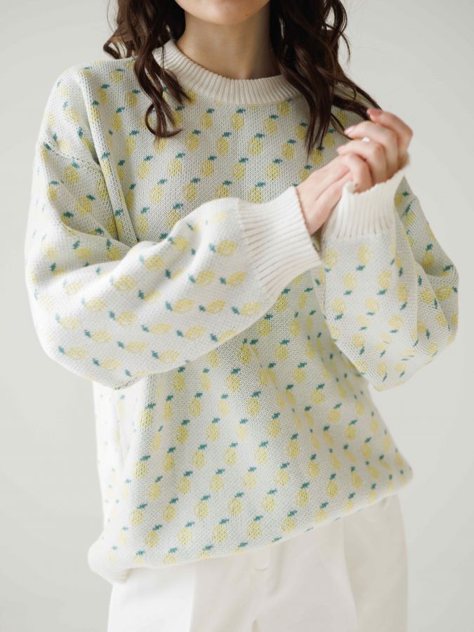 Свитер с лимонами