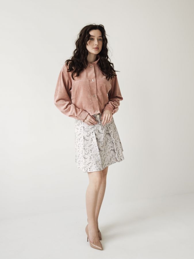 Бомбер из вельвета розовый