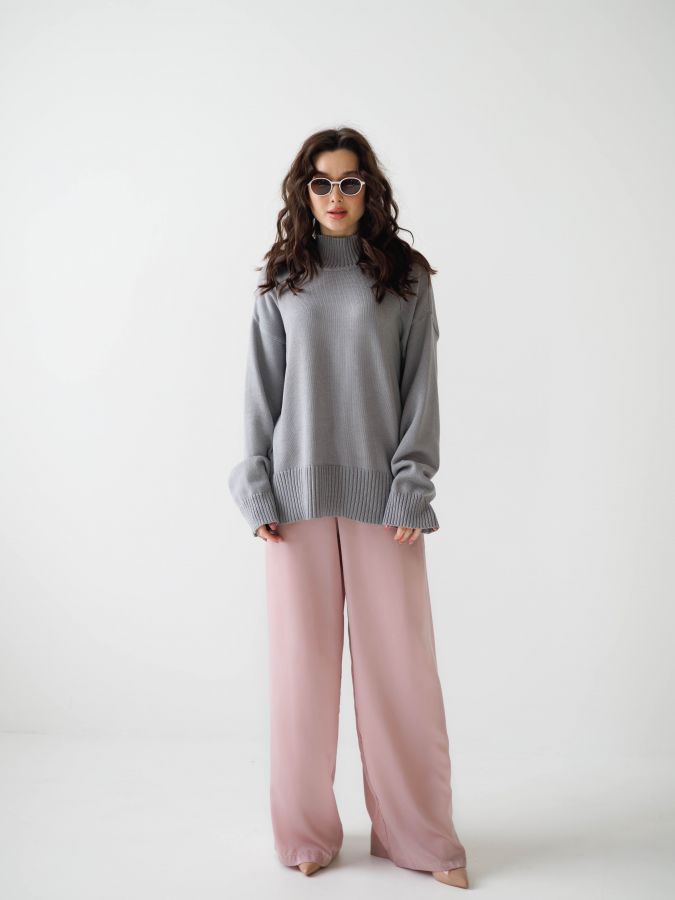 Свитер серый