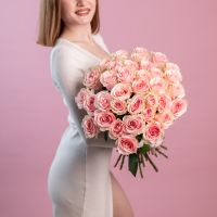 35 розовых роз (фрутетта)