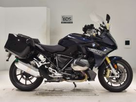 BMW R1250RS
