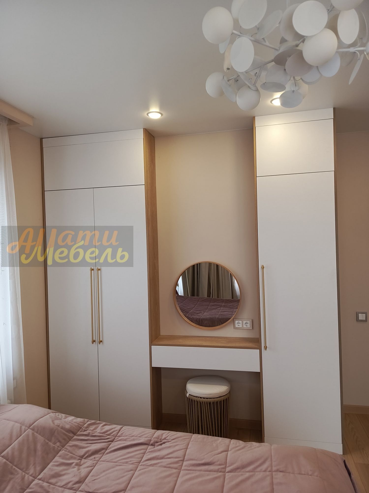 шкаф в спальню
