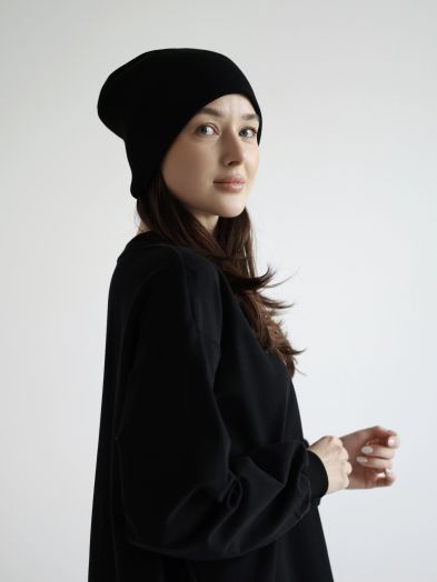 Шапка бини черная