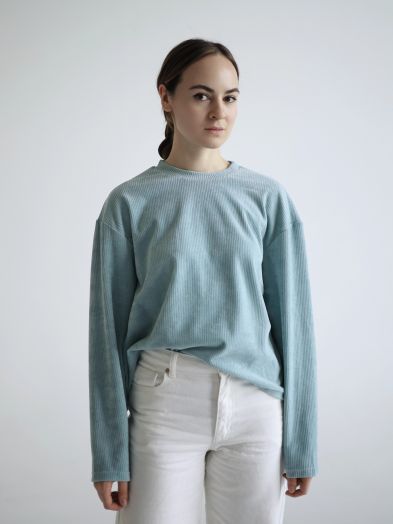 Кофта из вельвета голубая