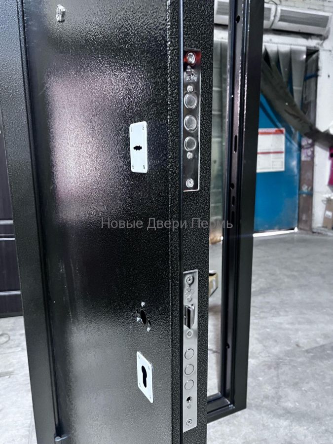 Престиж Классика 70 мм Серебро/белый шелк  входная дверь в квартиру