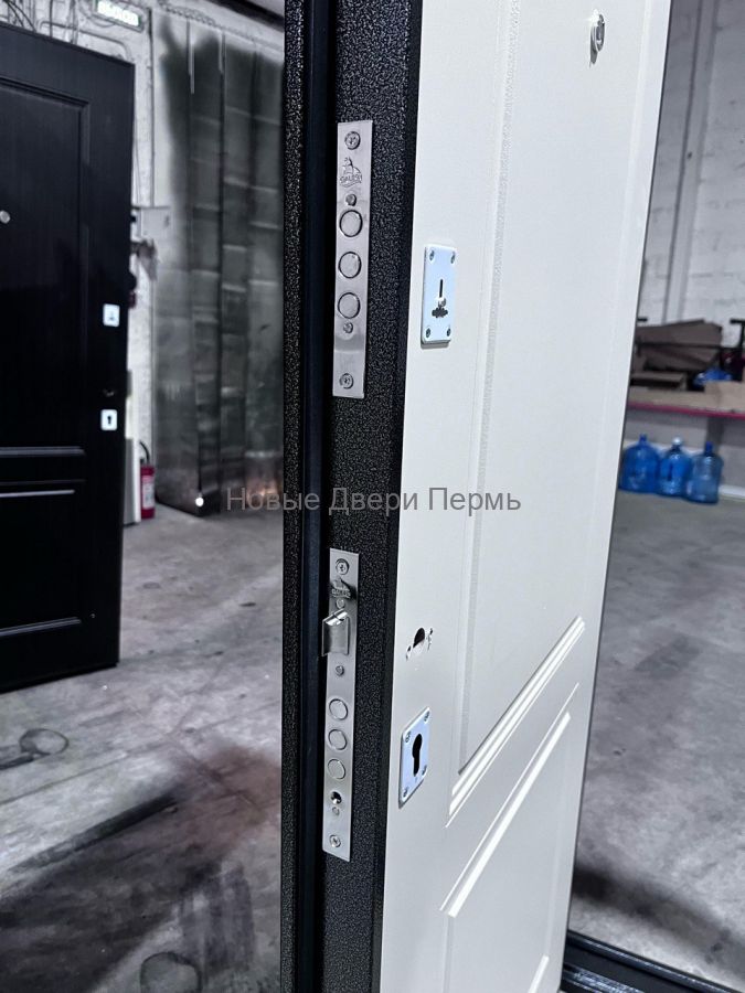 Престиж Классика 70 мм Серебро/белый шелк  входная дверь в квартиру