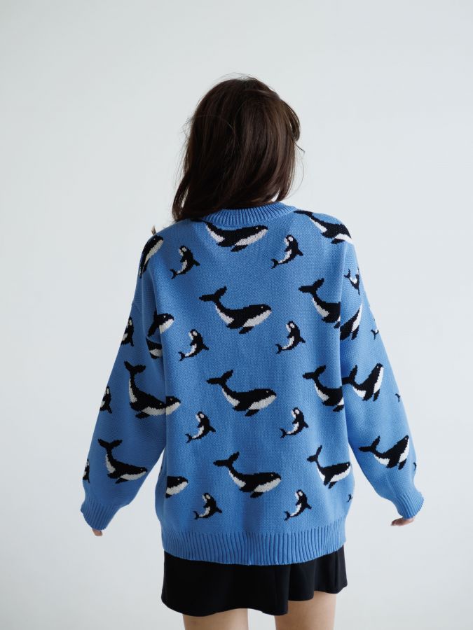 Свитер с китами
