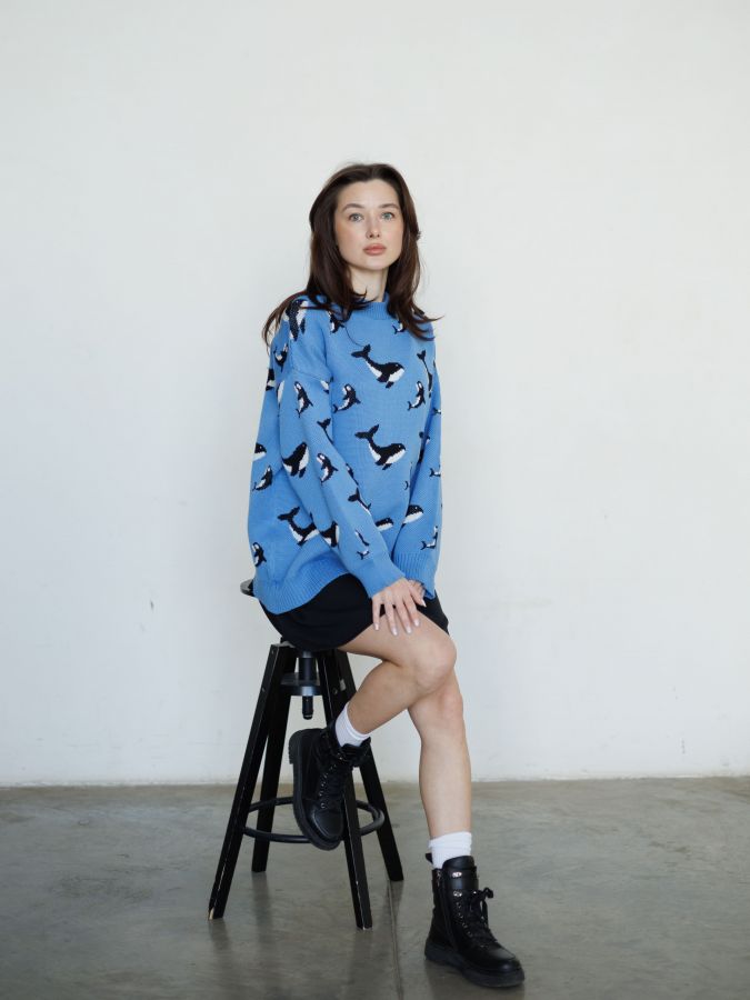 Свитер с китами
