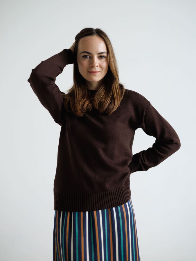 Свитер шоколад