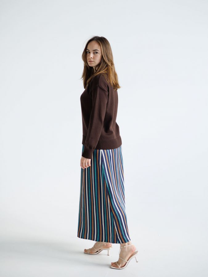 Свитер шоколад