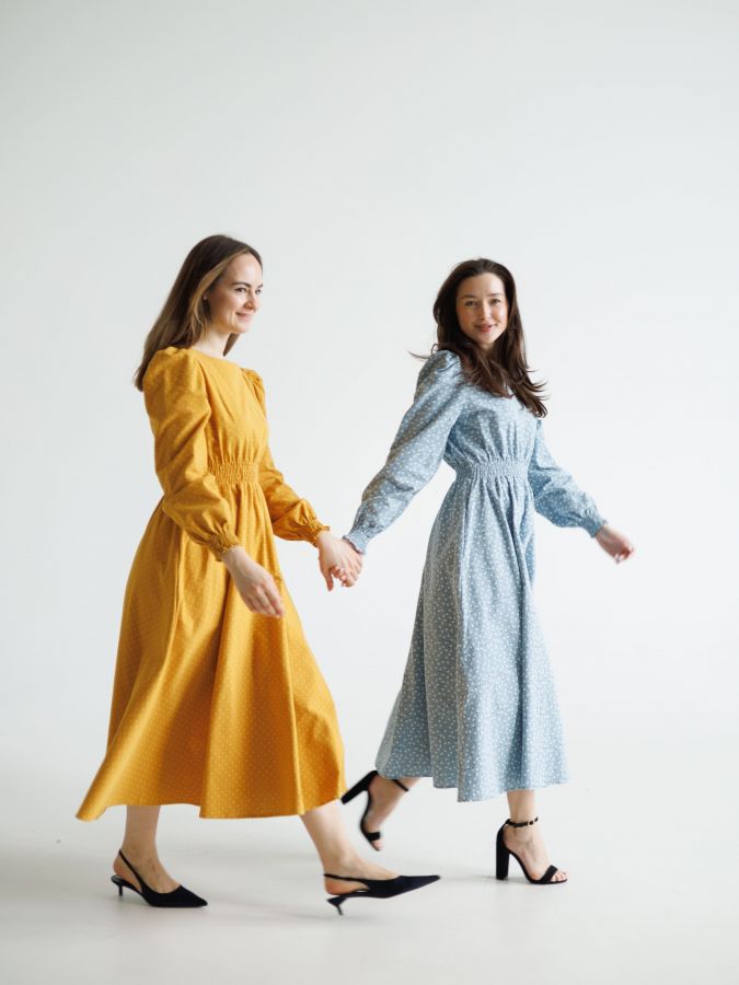 Платье Azzurro с ромашками