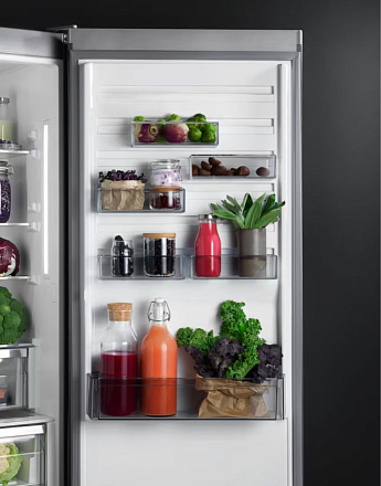 Встраиваемый холодильник AEG SCE819E5TS