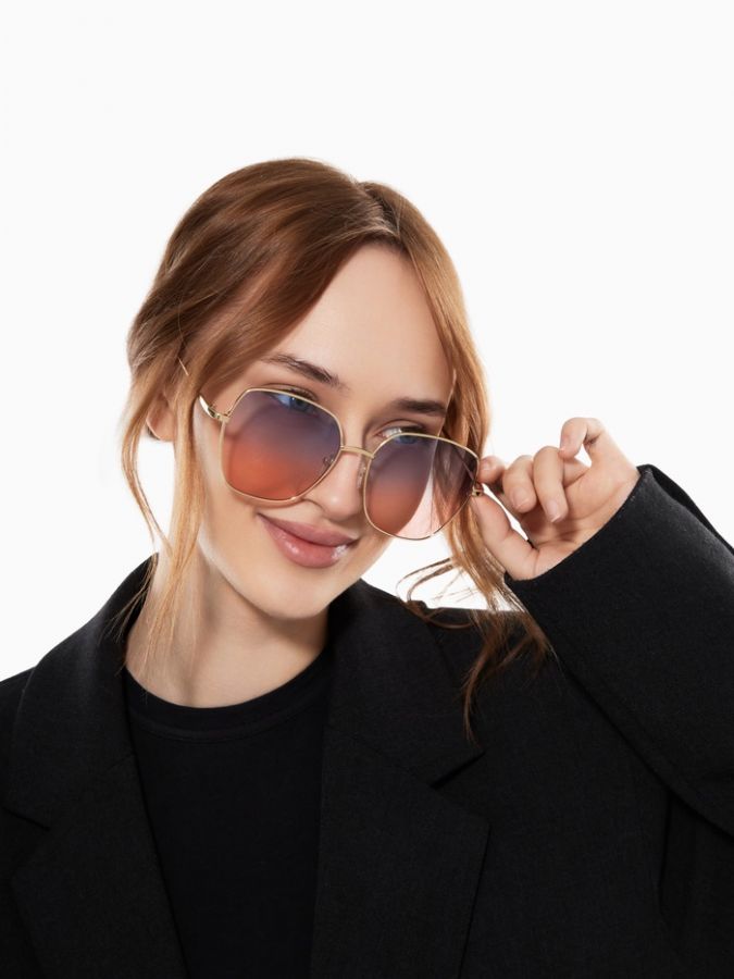 Очки солнцезащитные uv 400, дужка 14 см, ширина 13.1 см, линза 5.6?5.7 см