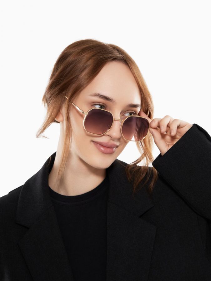 Очки солнцезащитные uv 400, дужка 12.8 см, ширина 12.8 см, линза 4.6 х 5.4 см
