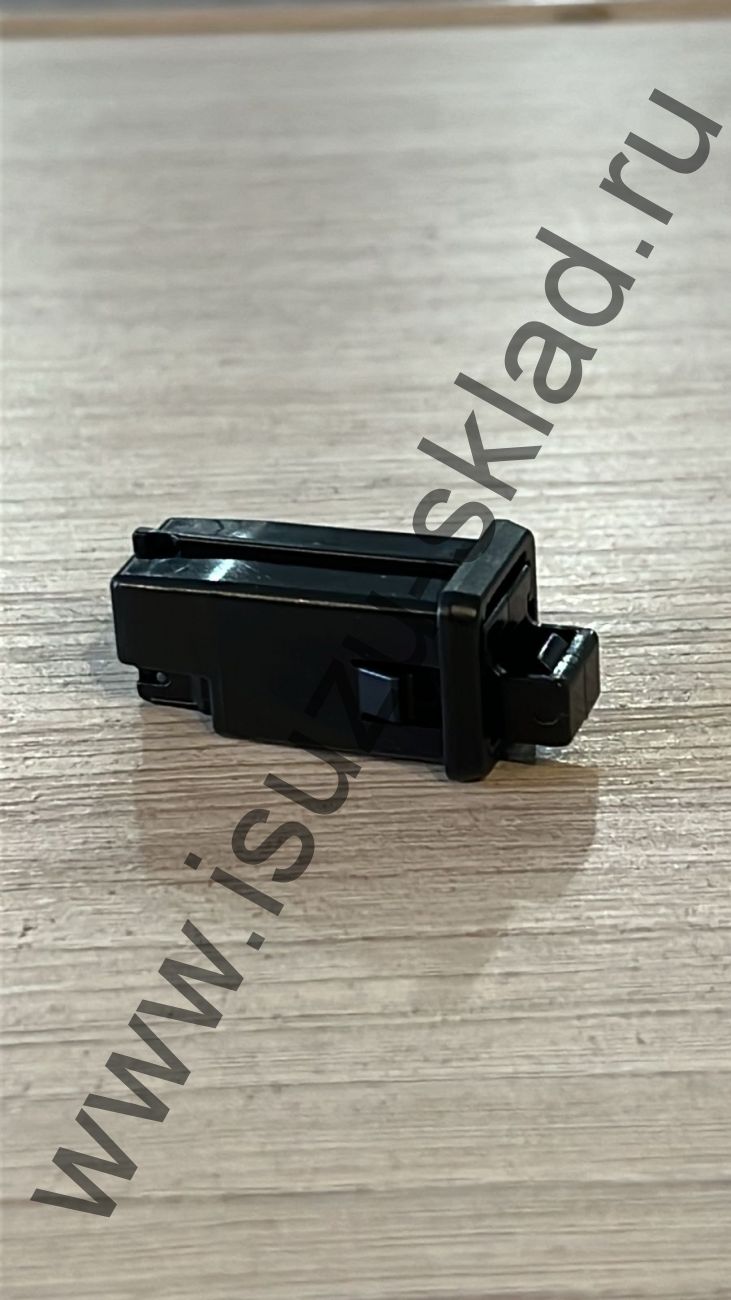 Защелка/пистон бардачка npr75/nmr85/nlr85/nqr90 (Isuzu)
