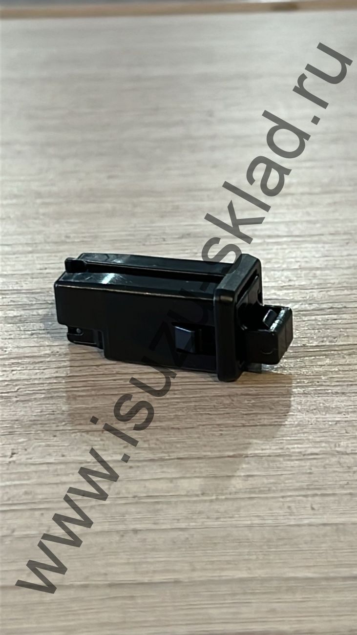 Защелка/пистон бардачка npr75/nmr85/nlr85/nqr90 (Isuzu)