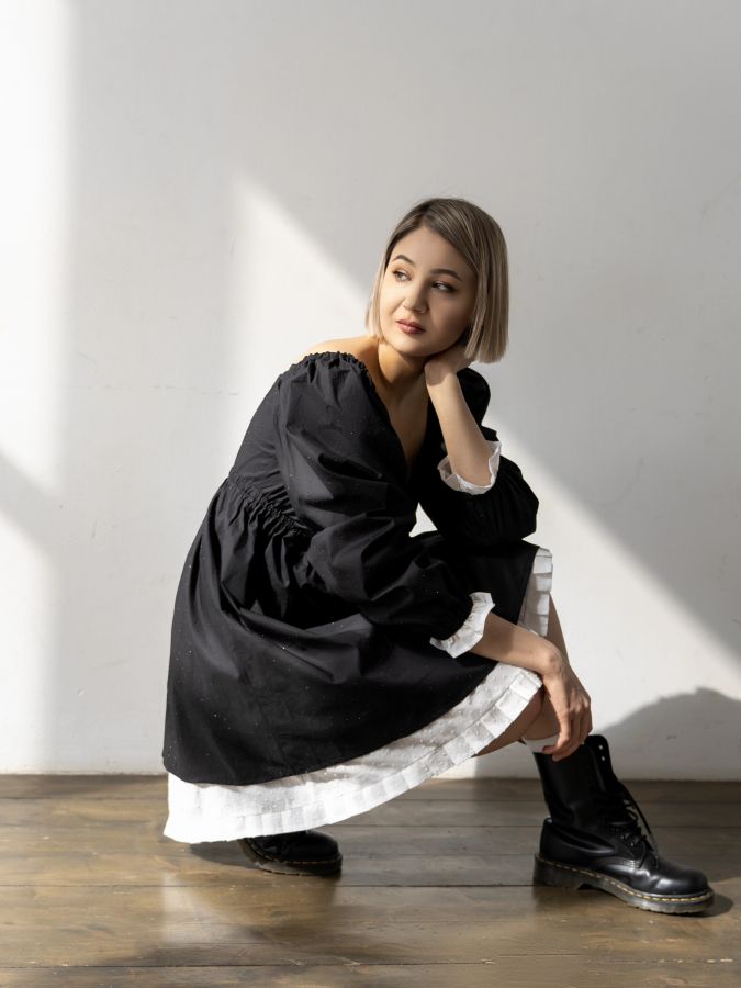 Платье Babydoll черное со стразами