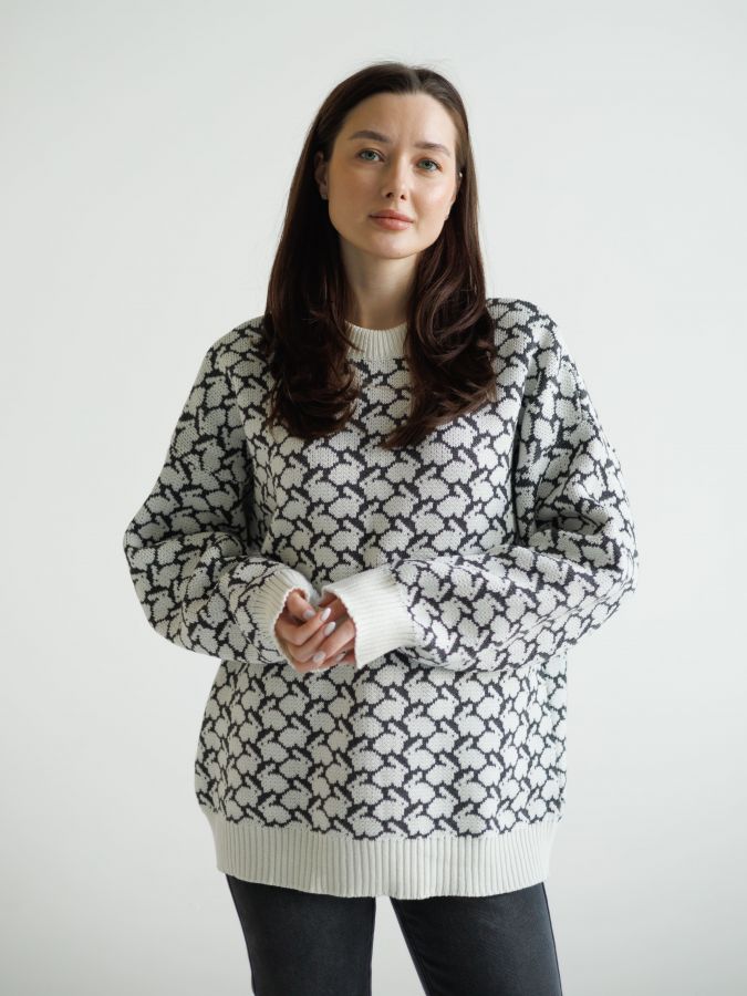 Свитер с кроликами